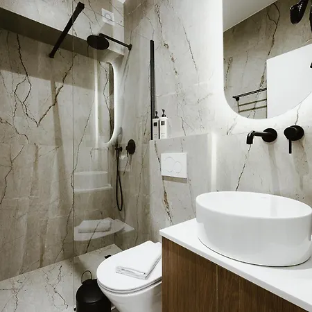 Avenue Residences *
